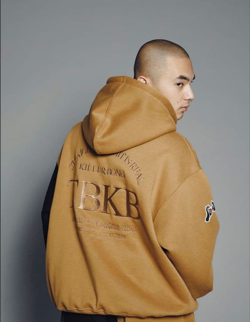 tightbooth タイトブース フーディー パーカー