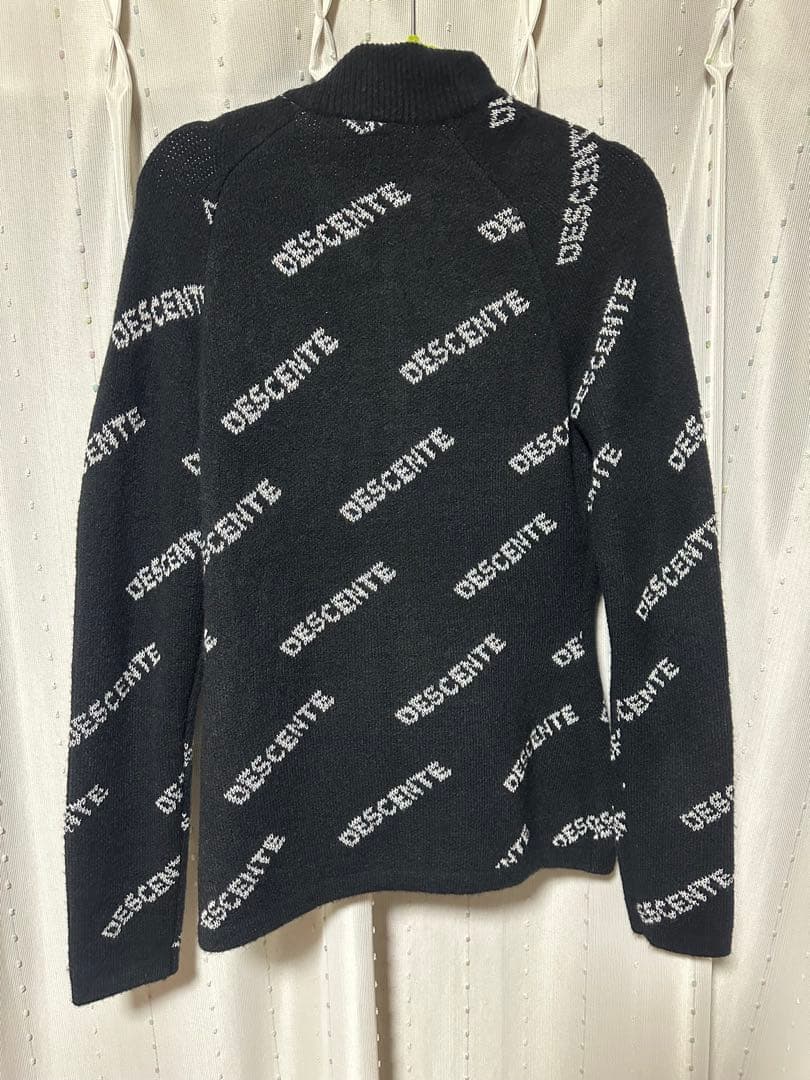 デサント DESCENTE ニットパーカー 新品