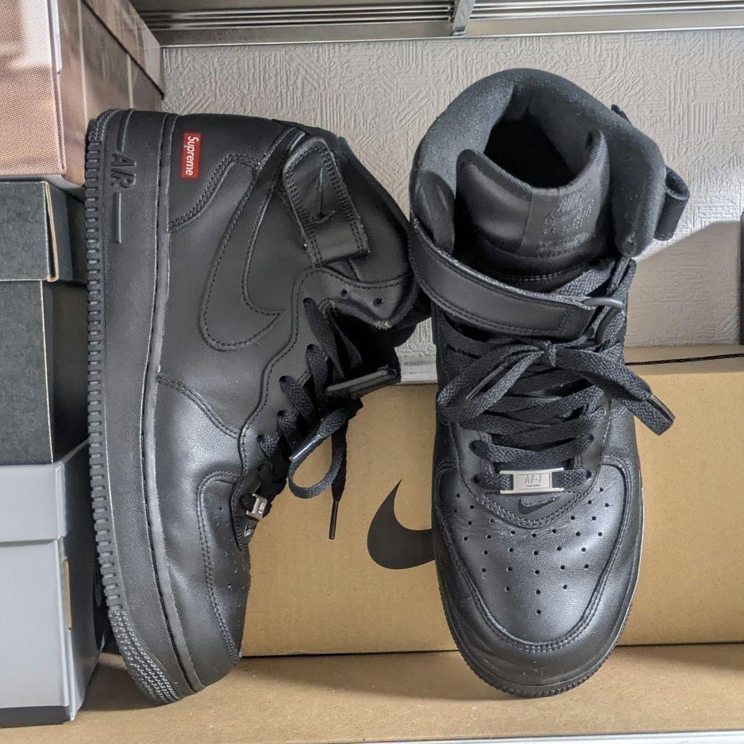 Supreme × Nike Air Force 1 Mid \\\\