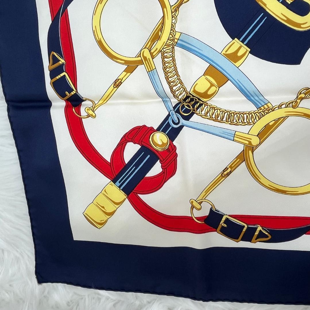 エルメス カレ90 大判スカーフ　シルク100％ ネイビー　タグあり