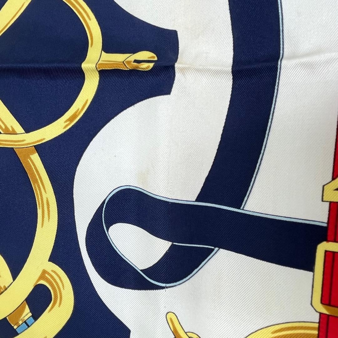 エルメス カレ90 大判スカーフ　シルク100％ ネイビー　タグあり