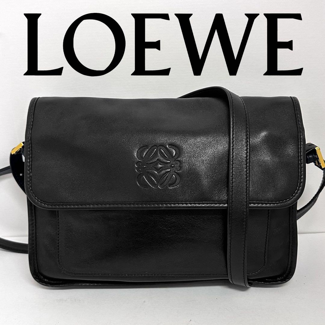 美品‼️ロエベ アナグラムロゴ レザーショルダーバッグ ブラック 黒 本革