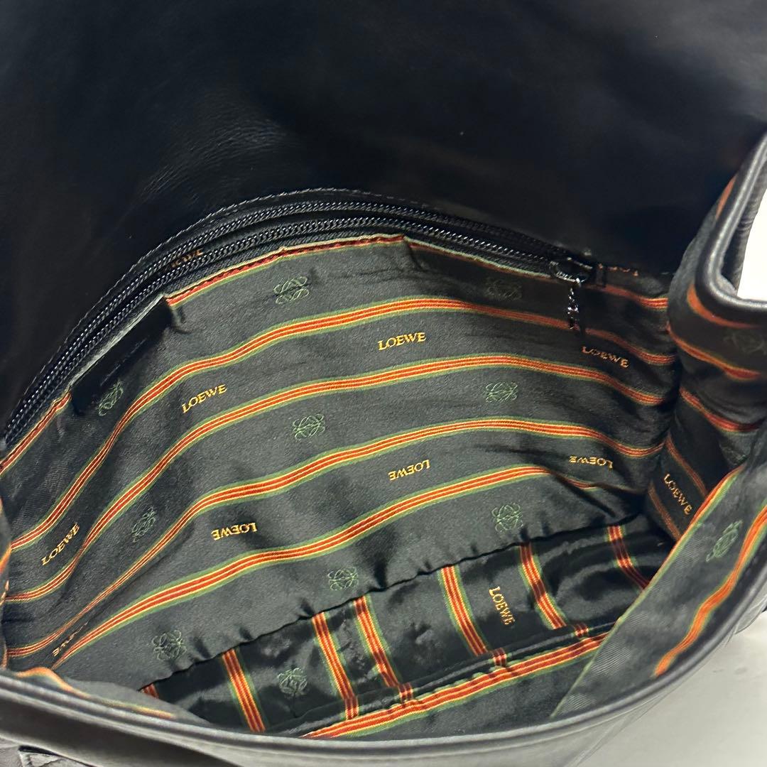 美品‼️ロエベ アナグラムロゴ レザーショルダーバッグ ブラック 黒 本革