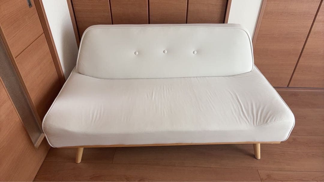 【備品】ホワイト合成皮革2人掛けソファ