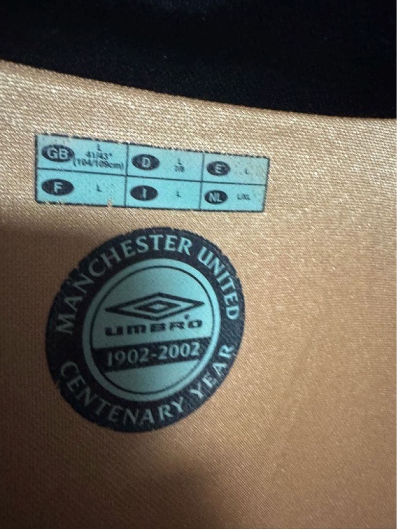 マンチェスターユナイテッド 100周年記念 ユニフォーム XLサイズ UMBRO