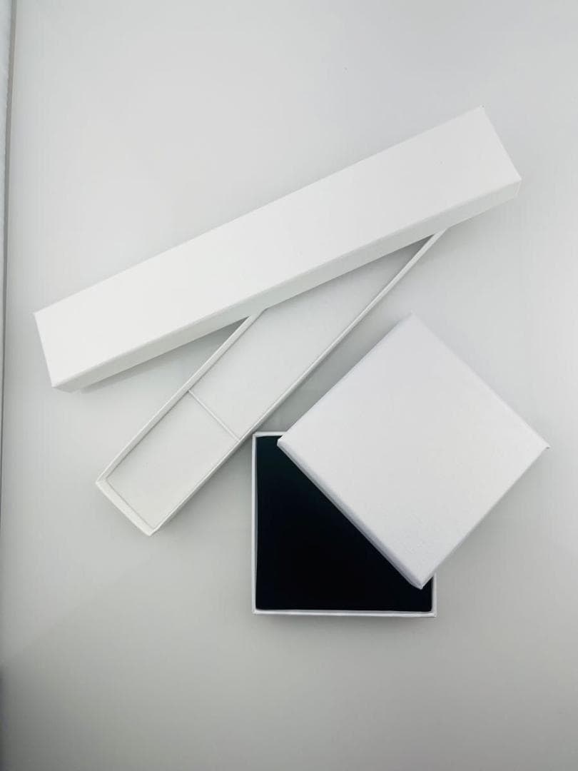 みつばち様PT天然ダイヤモンドピアス 計0.4ct 中央宝石研究所 ソーティング