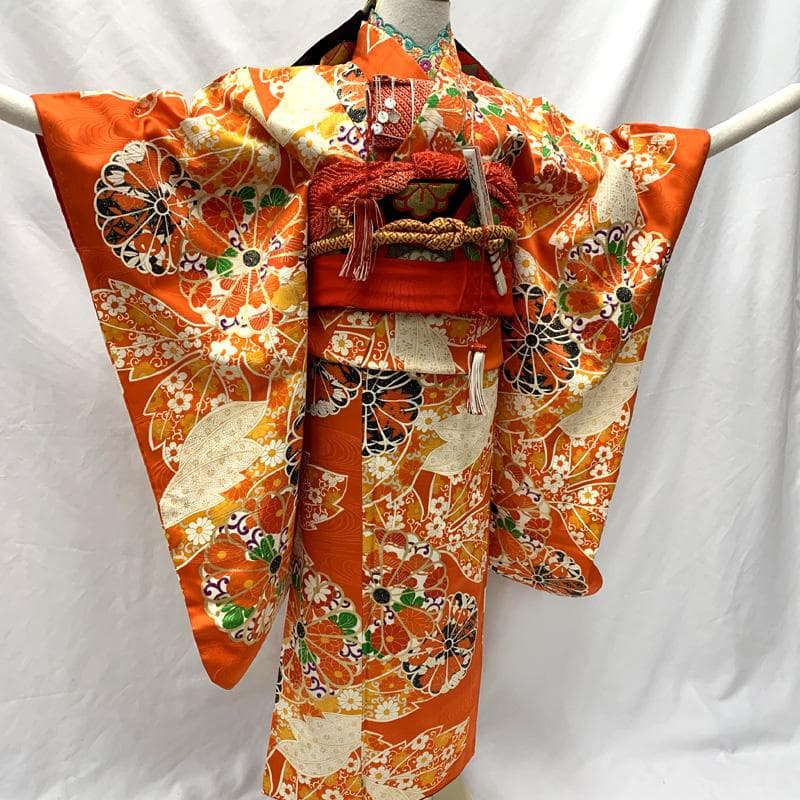 601ag45□七五三 小柄な七歳 女児 着物&袋帯 金彩 菊 オレンジ□美品