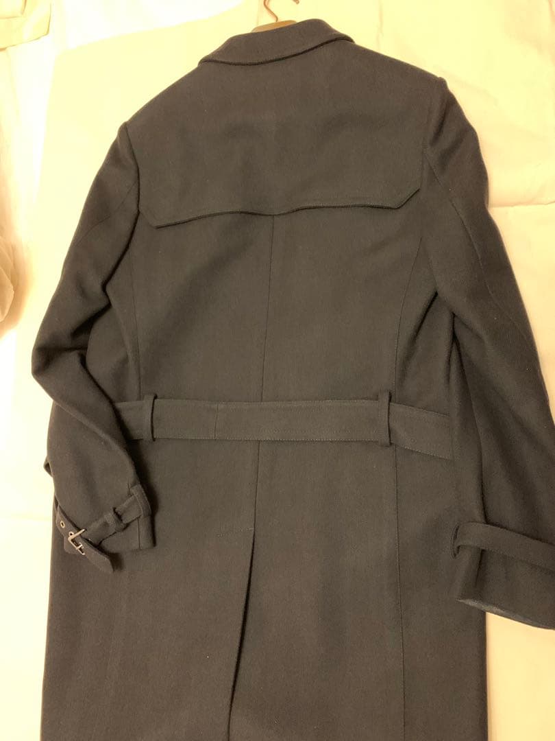 グッチ・ウールトレンチコート（美品、ブラック、サイズ46）