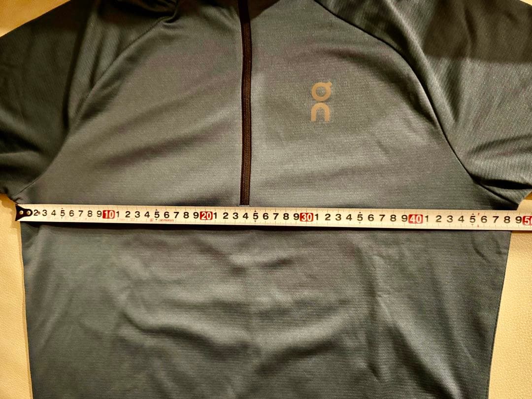 on オン メンズ ランニング ウエア クライメイトシャツ XS カラー:デニム