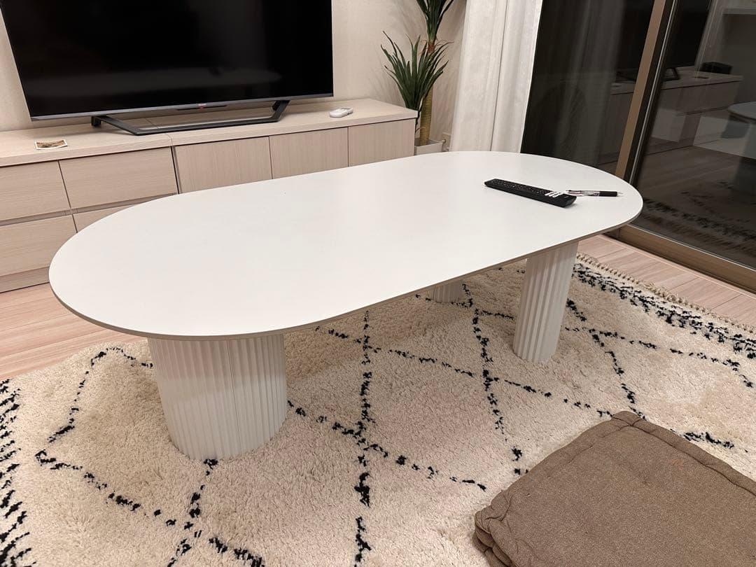 【海外輸入品】韓国風 オーバル型 ローテーブル