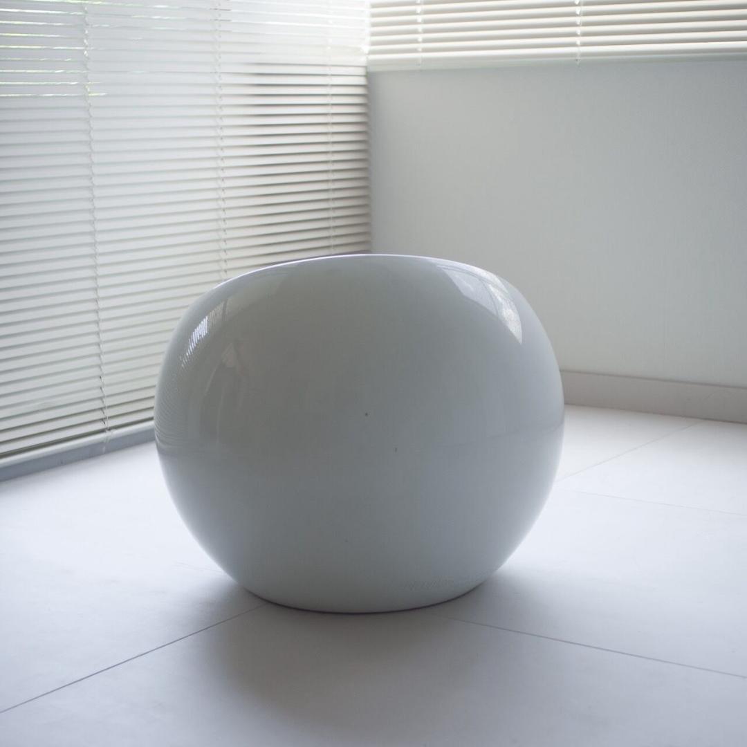 Finn Stone / フィンストーン ボールチェア 白