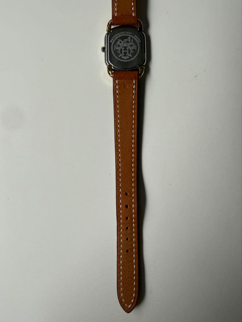 限定価格 HERMÈS ラリー スクエア クォーツ レディース