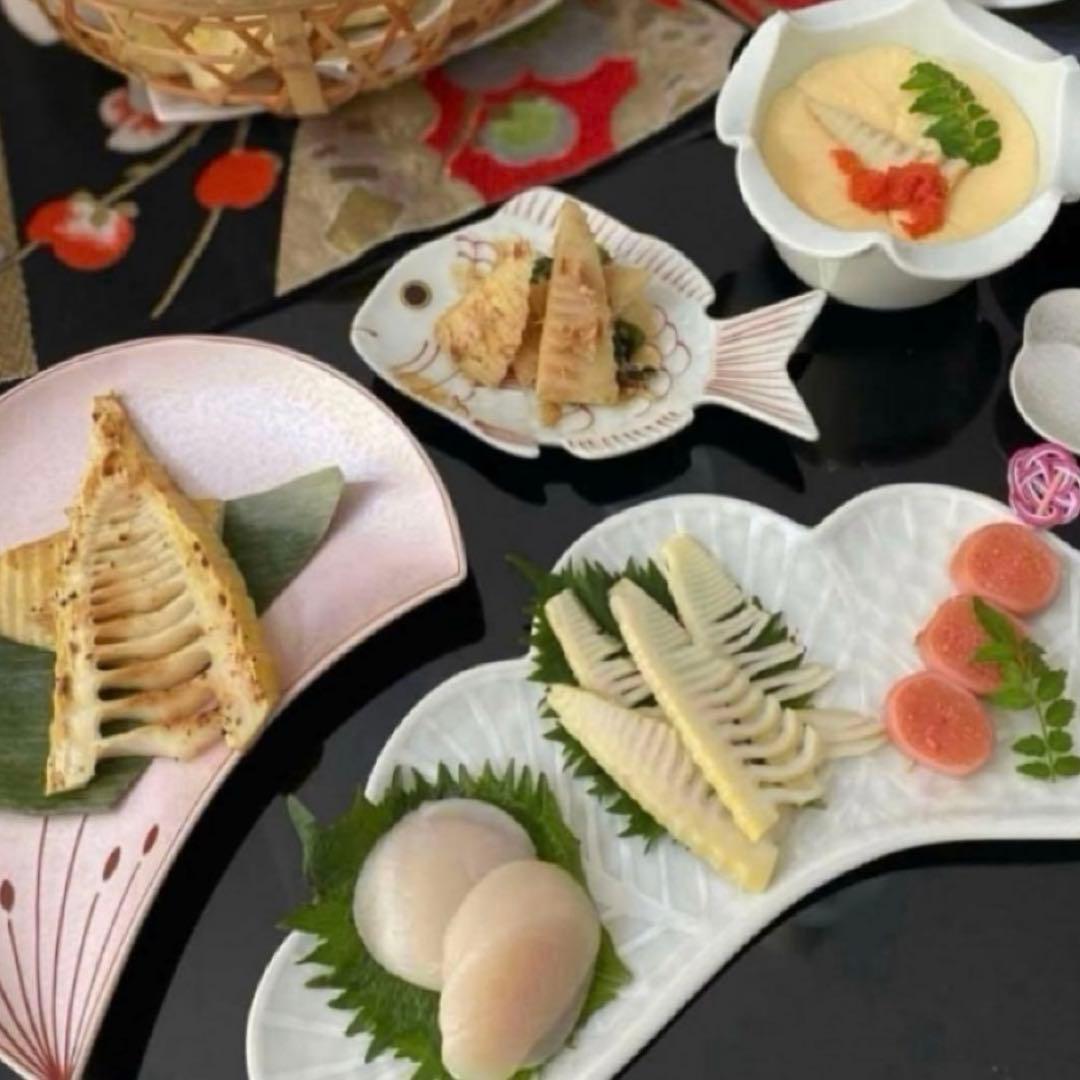 【新品】【大人気】有田焼幸楽窯　錦銀松葉形前菜皿３枚セット　縁起物