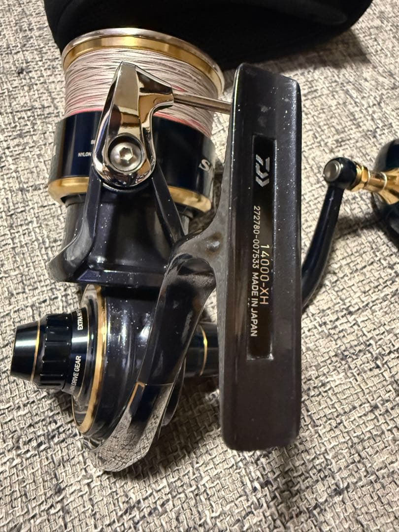 極上品20ソルティガ14000XHスピニングリール 巻き軽、ケース付き箱無し
