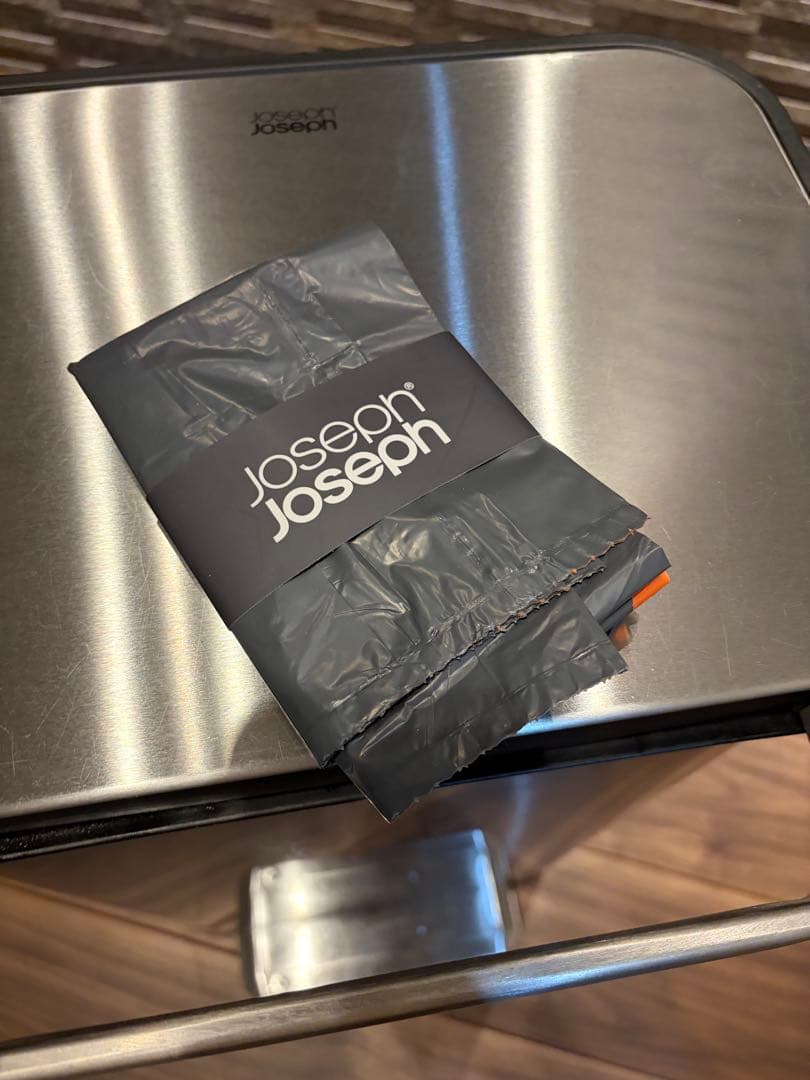 Joseph Joseph ゴミ箱 クラッシュボックス ステンレス 30L