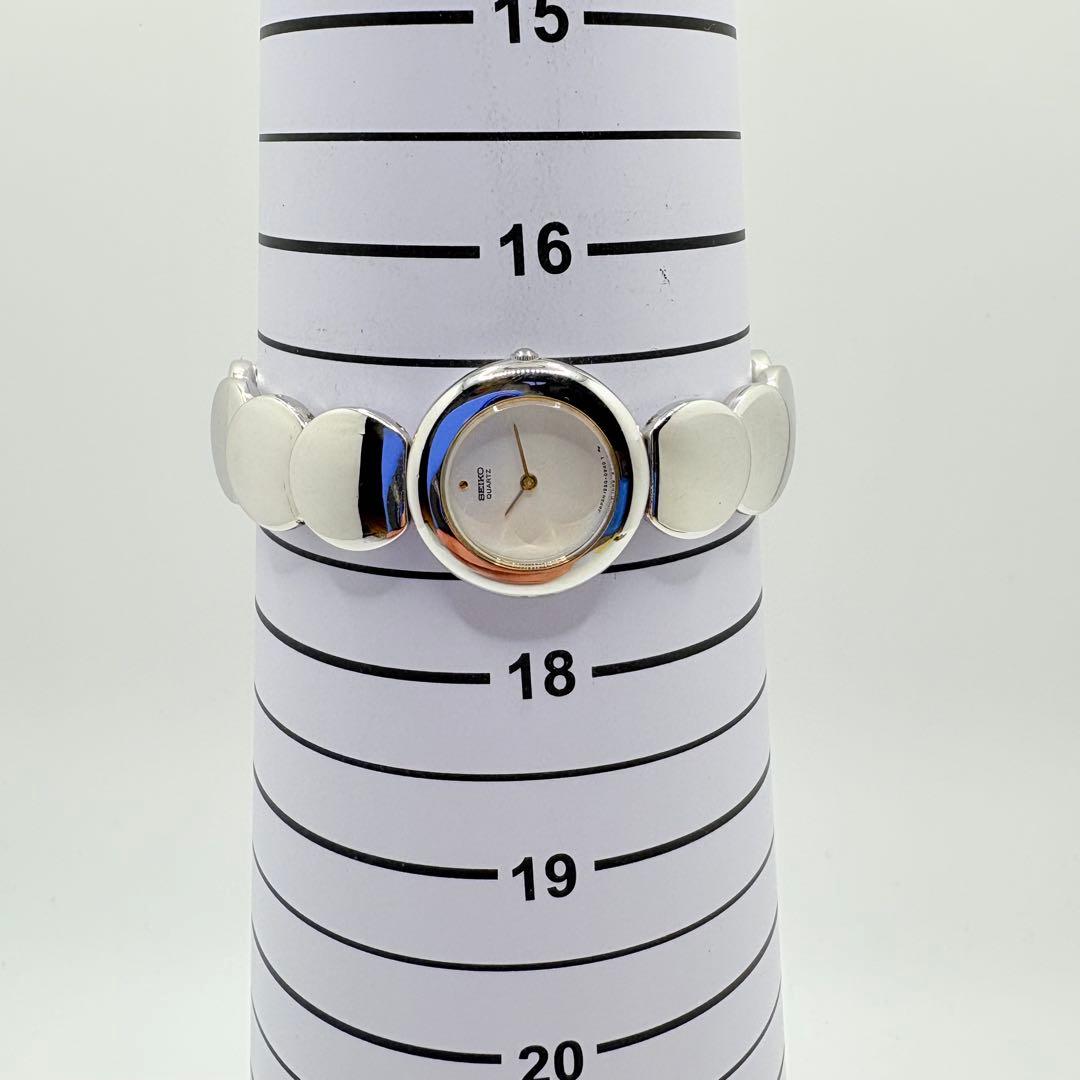 稼働品★ 新品電池 SEIKO 腕時計 レディース シルバー 希少モデル レア