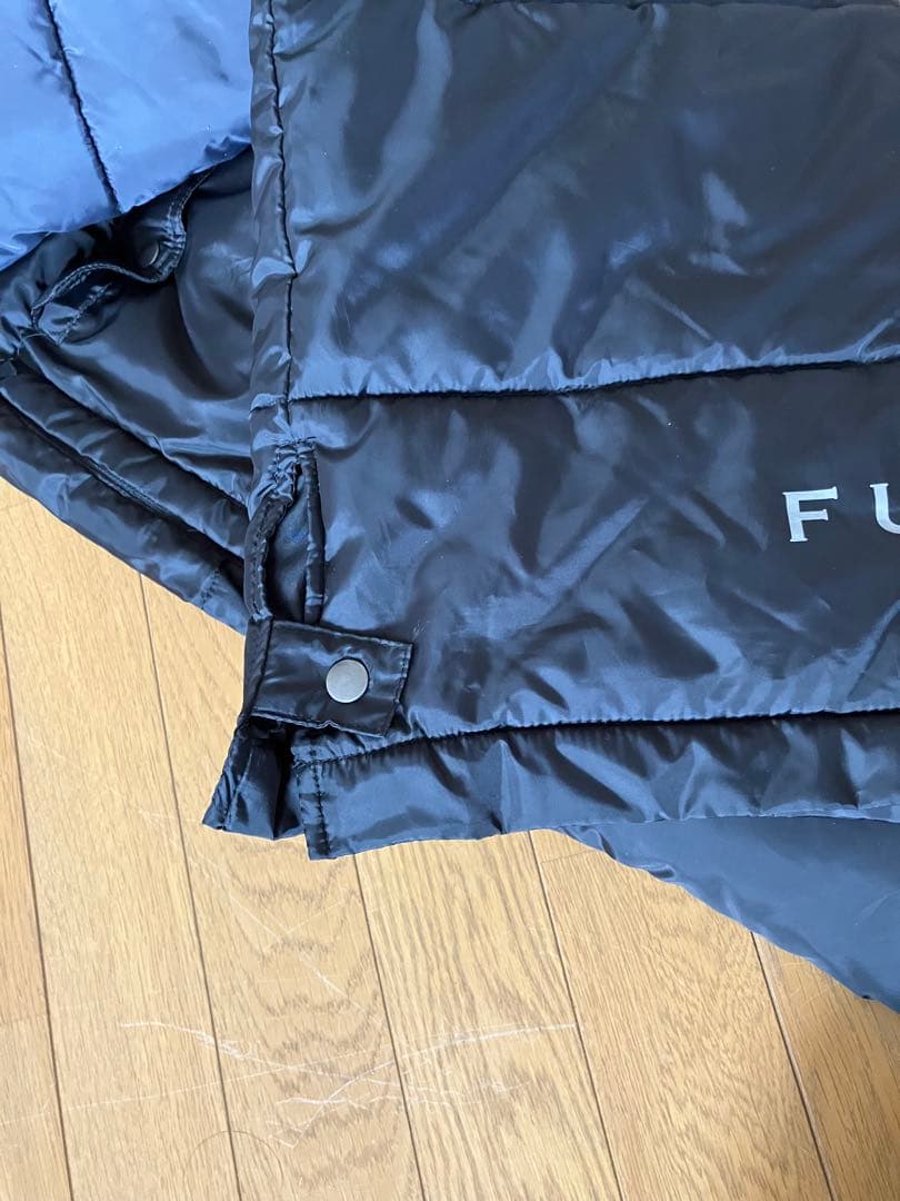 ルースイソンブラフード付きロングダウンコート グレーブラックツートン