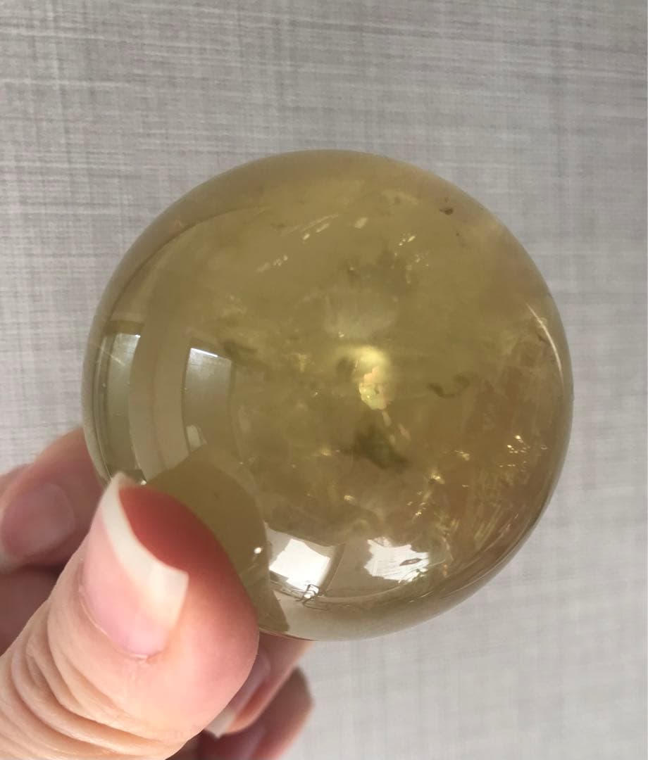 ☘️M②レア❤︎虹入り❤︎シトリンクォーツ丸玉　天然石　パワーストーン