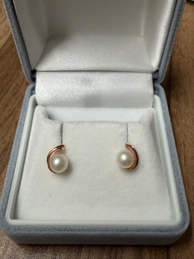 K10パールピアス