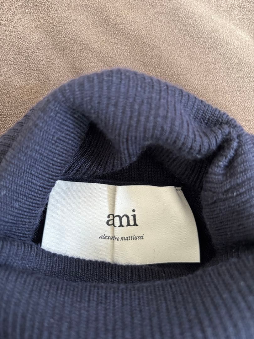 ami タートルネックニット ユニセックス　ブラック S