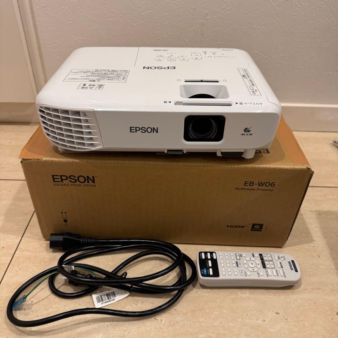 EPSON EB-W06 プロジェクター　付属品欠品