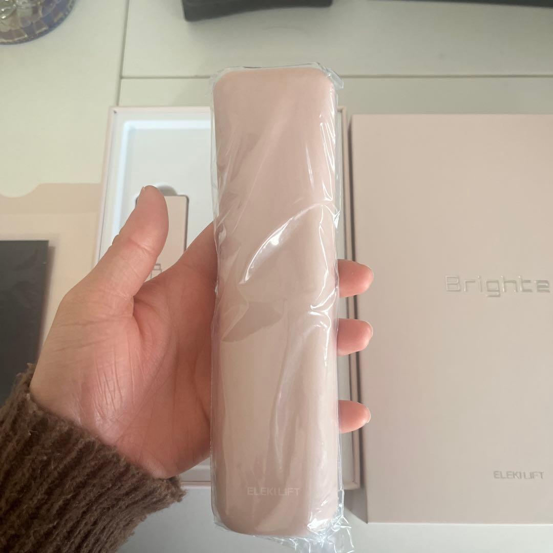 エレキリフト 美顔器 ピンク