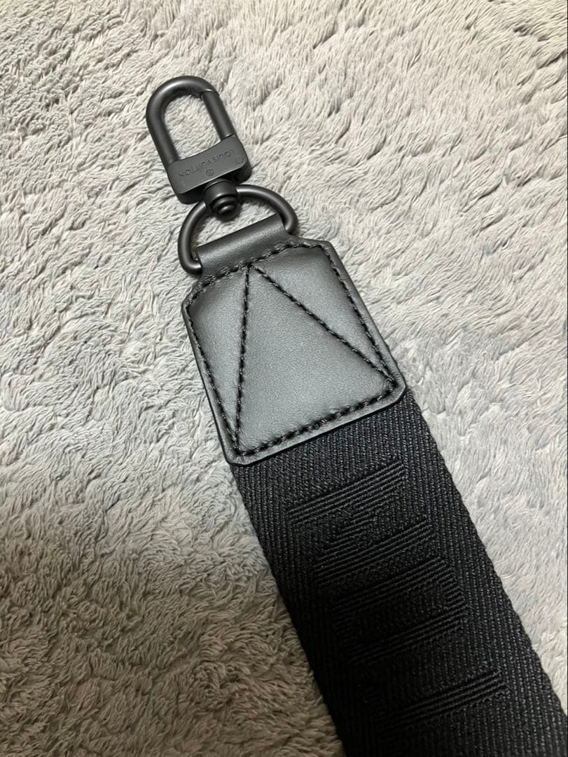 ルイヴィトン】 テイクオフメッセンジャー（本日限定価格