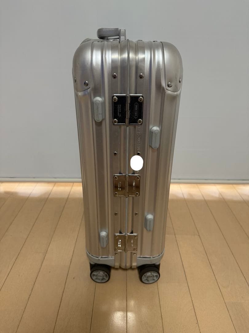 美品 リモワ トパーズ 32L 機内持ち込み 4輪 TSAロック マルチホイール