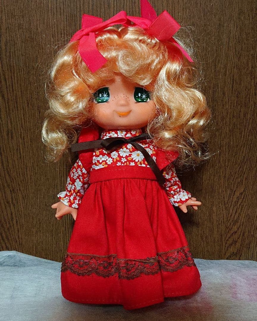 値下げしました　昭和レトロ キャンディキャンディ立ちお人形 レッド ①