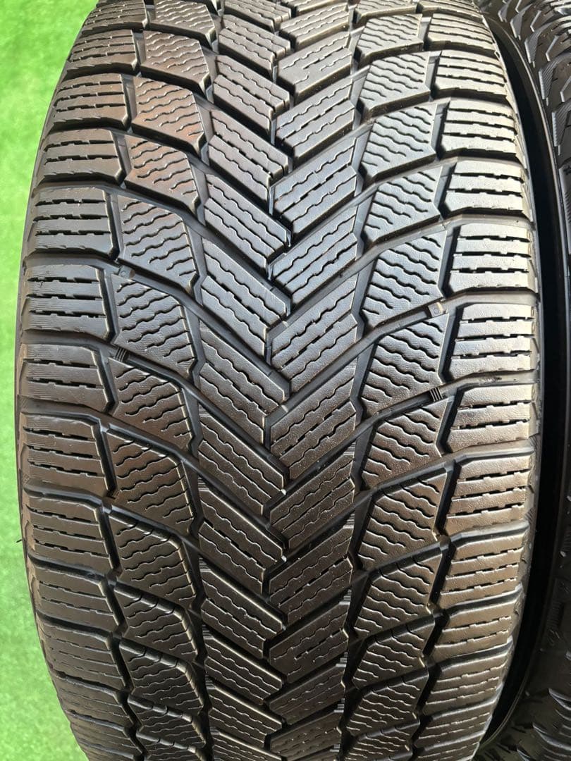 MICHELIN スタッドレス 245/45R18 22年23週目9~9.5分山