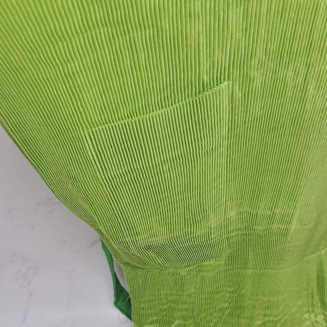 20251104　イッセイミヤケ　エプロン　バイカラー　グリーン　※値下げ不可.