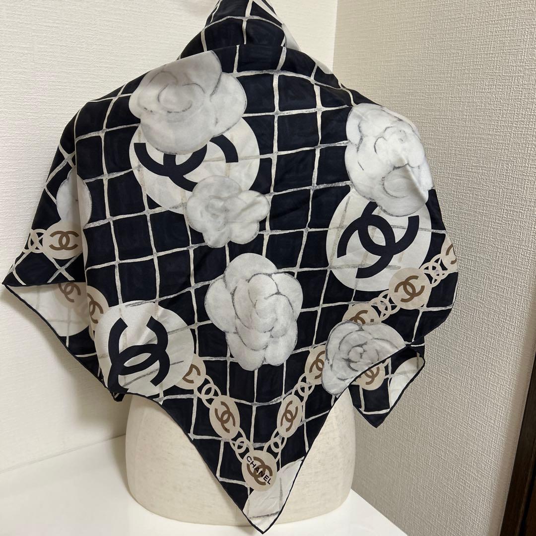 Chanel ストール ブラック/ホワイト