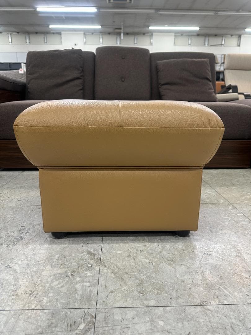 カリモク チターノ 3人掛けソファ 本革 オットマン付き ブラウン