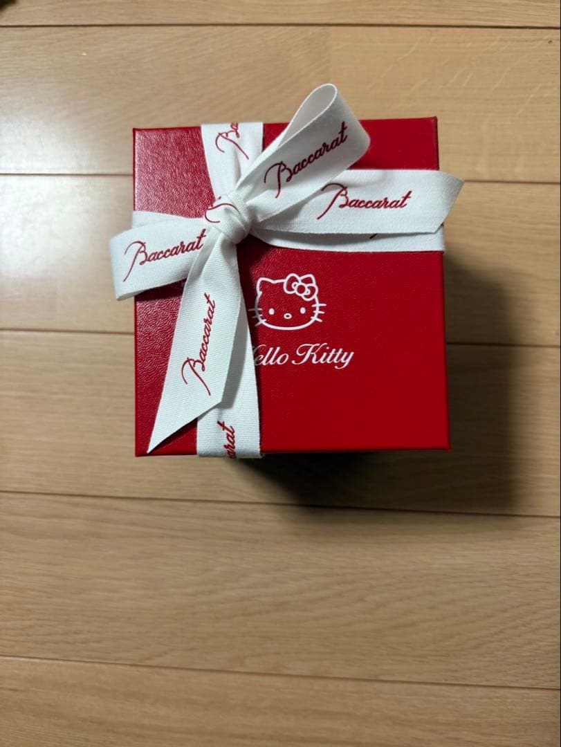 バカラ　キティちゃんコラボ　限定品