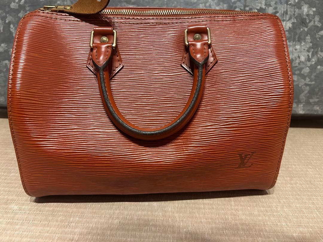 ルイヴィトン エピ　ボストンバッグ