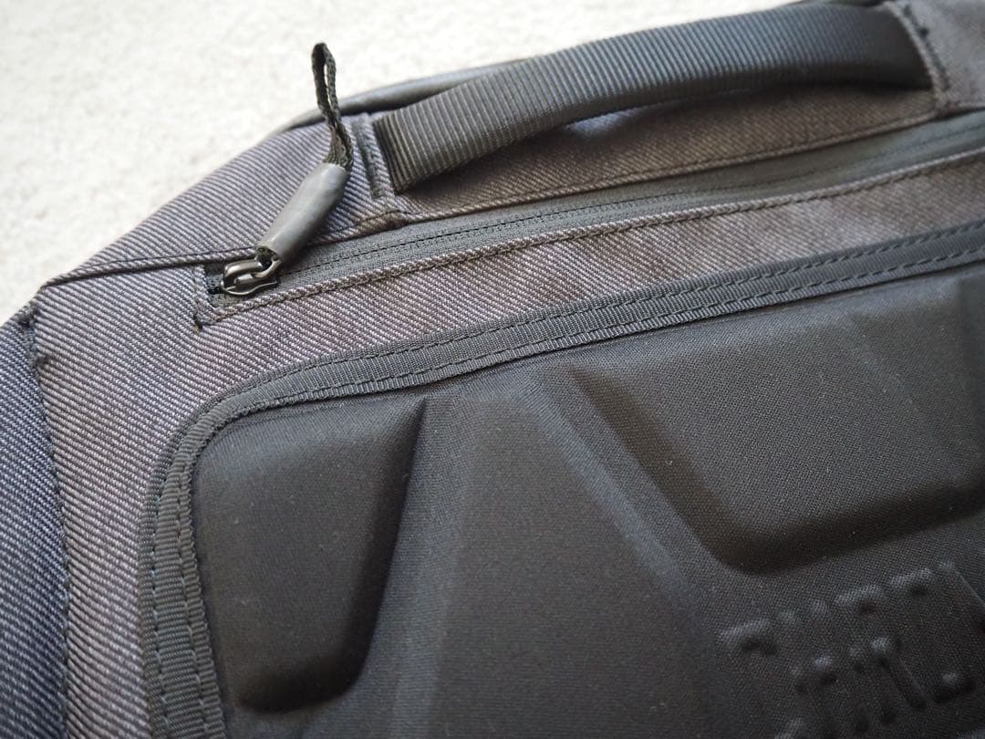 CHROME クローム ダークグレー メッセンジャーバッグ