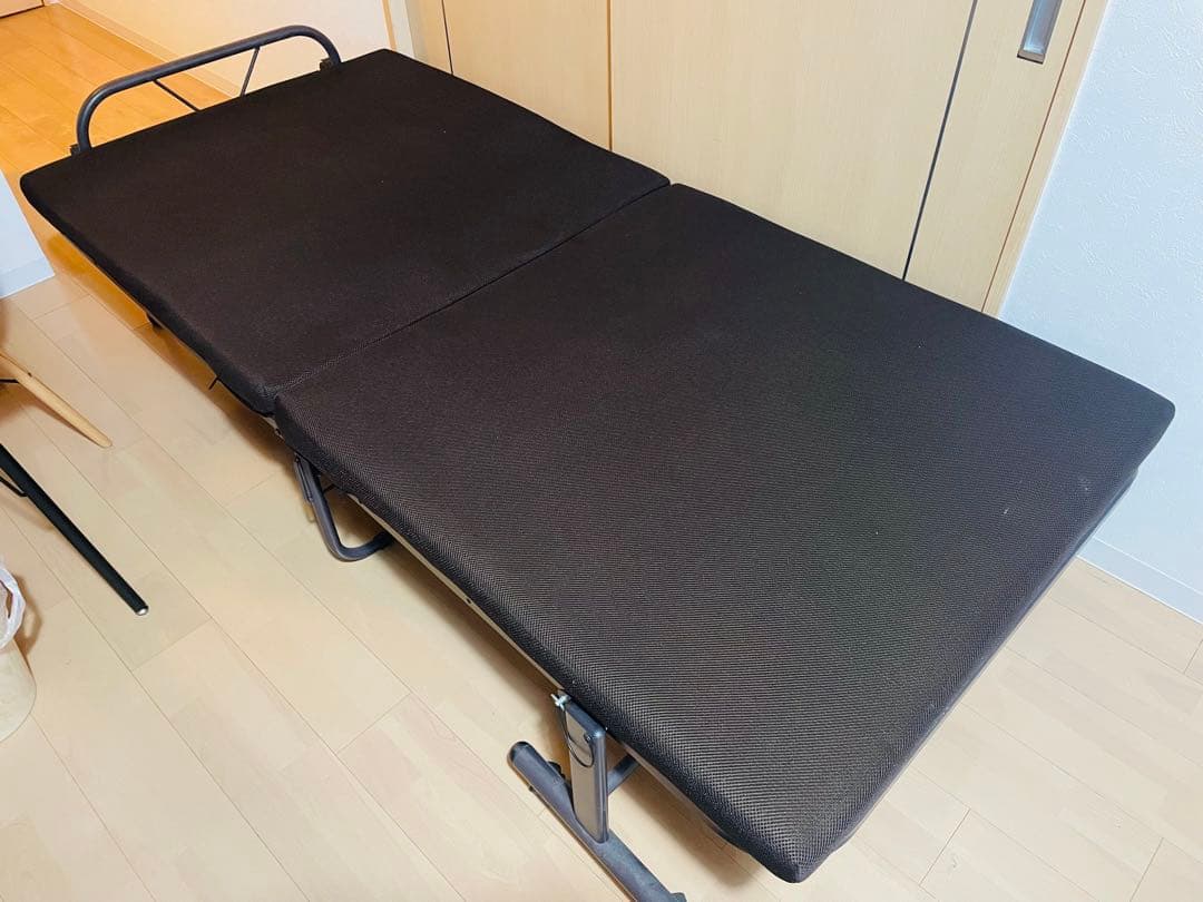 ✨️値下げ✨️【新生活歓迎】折りたたみシングルベッド