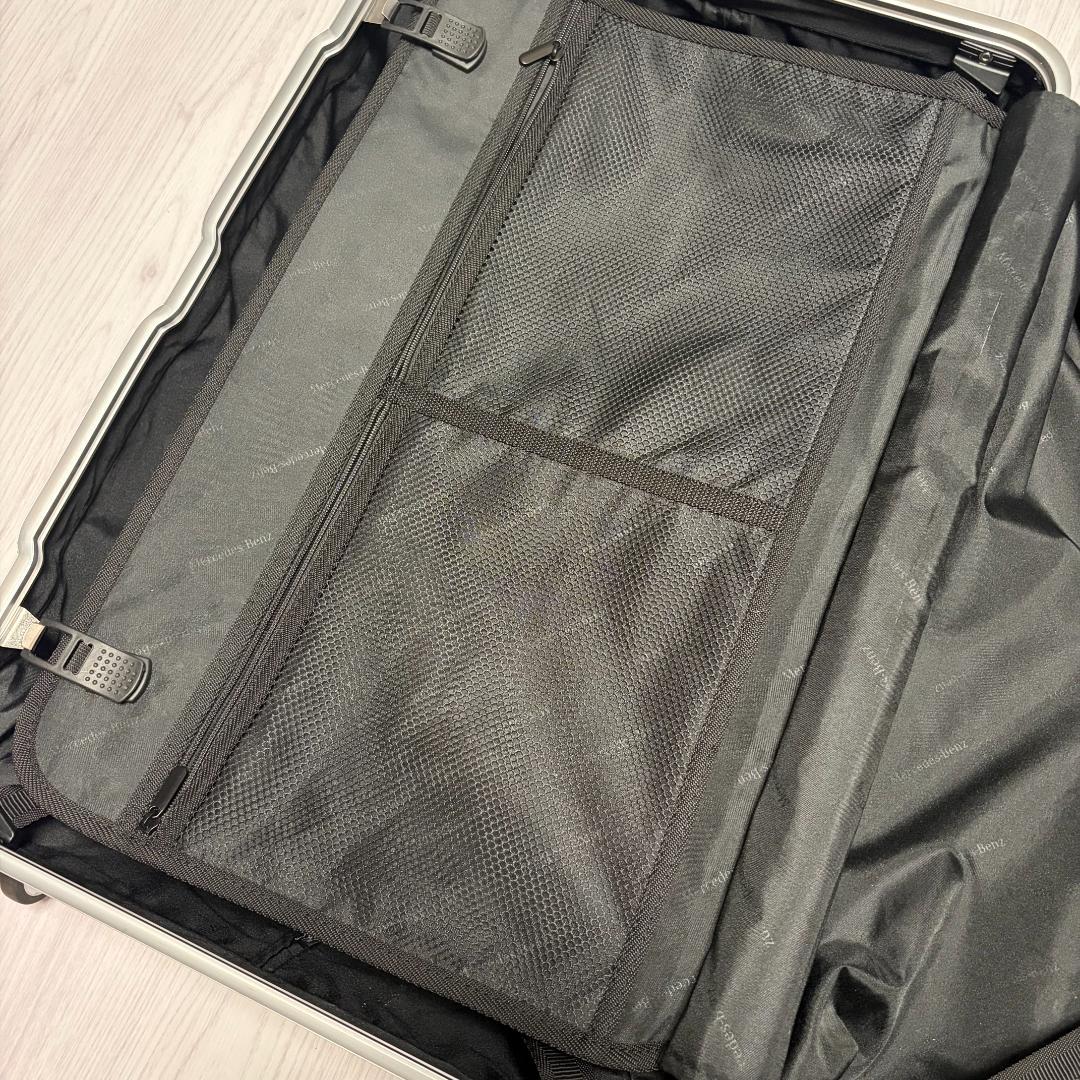 Mercedes-Benz シルバーキャリーケース 65L