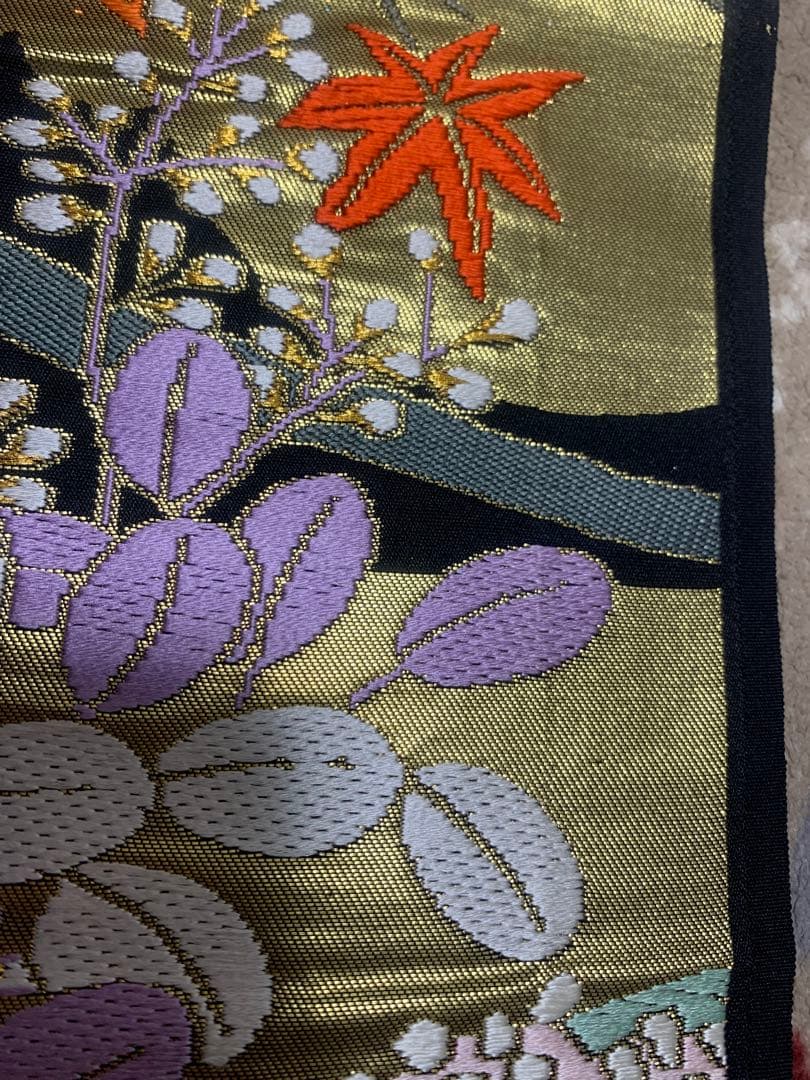 西陣織・豪華絢爛・婚礼打ち掛け衣装　切りばみ