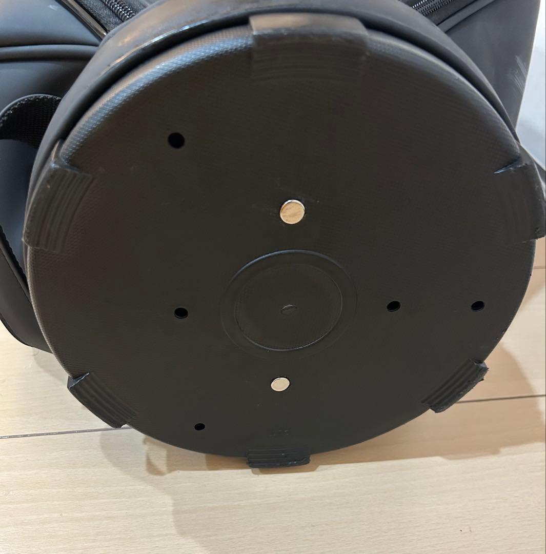 ※最終値下げ 2025テーラーメイド キャディバッグ ※ヘッドカバー付き