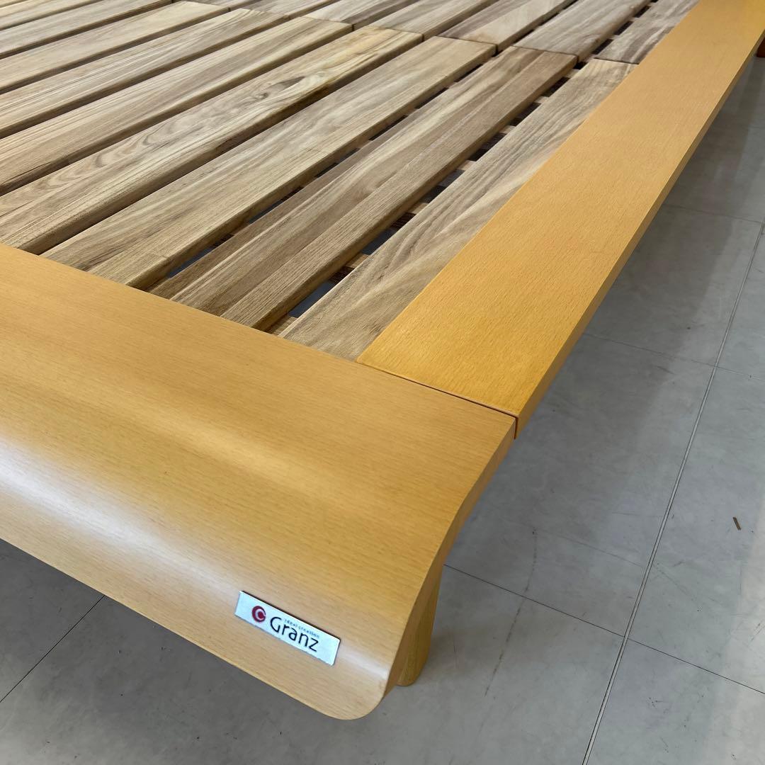 新品・アウトレット★ワイドダブル ベッドフレーム シンプル すのこ