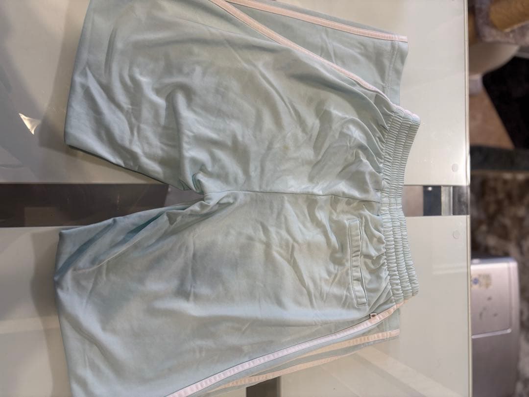 ナヨン着用　adidas セットアップ ジャージ トラックジャケットパンツ水色L