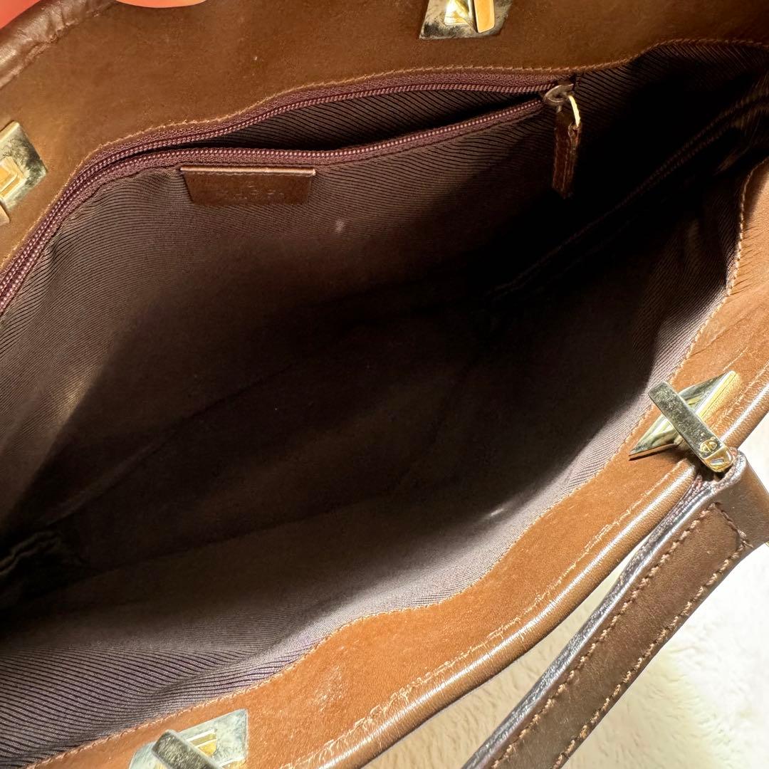 GUCCI GGパターンショルダーバッグ