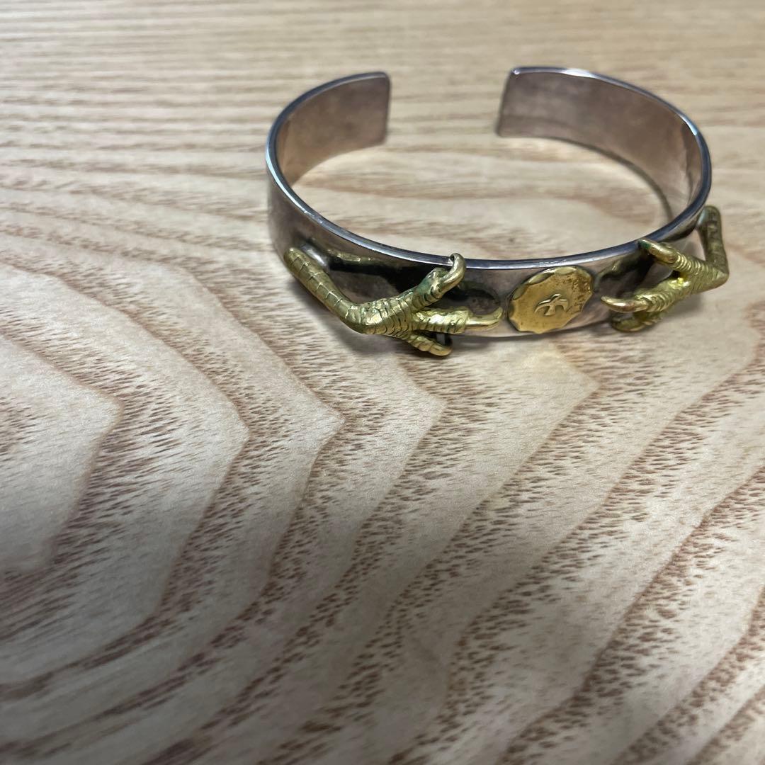 平打ちブレス　爪