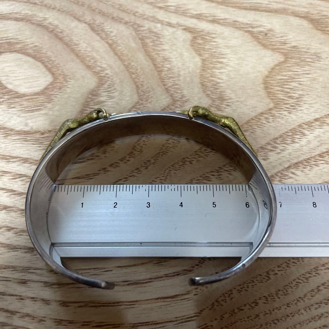 平打ちブレス　爪