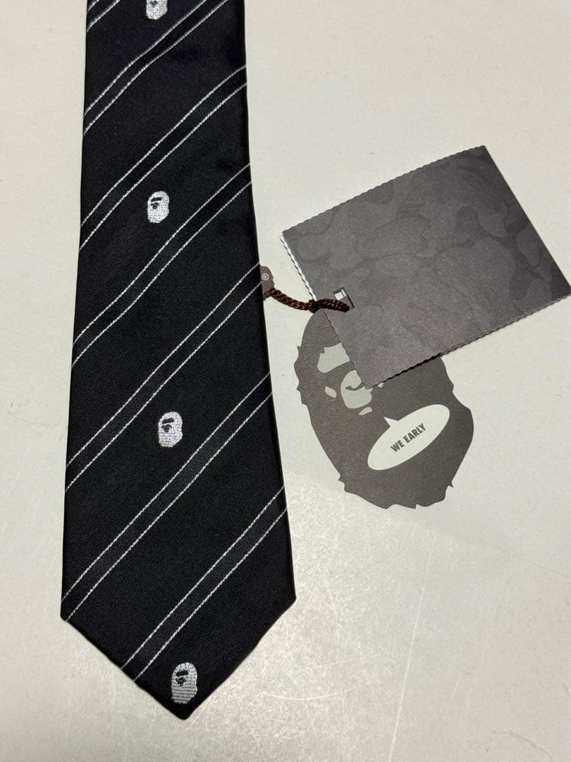 A BATHING APE スカル柄 刺繍レジメンタル青山限定ネクタイ