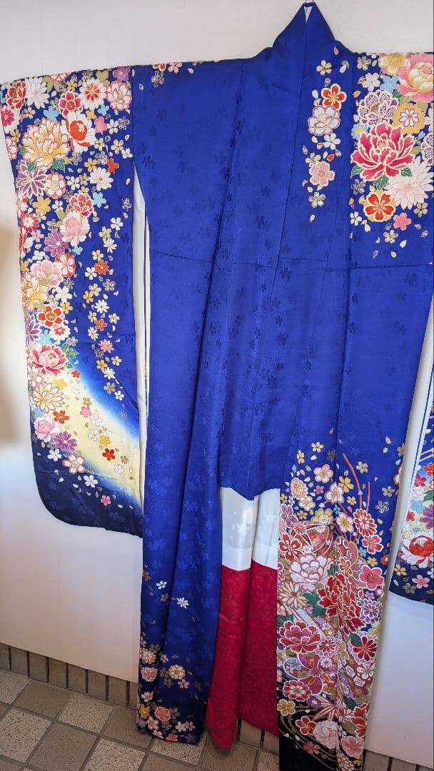 【美品】青色 花柄 振袖