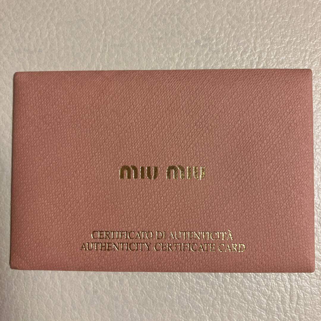 めーちゃん様 MIUMIUナイロン花 フラワー柄ポーチ 美品 正規品 Gカード・