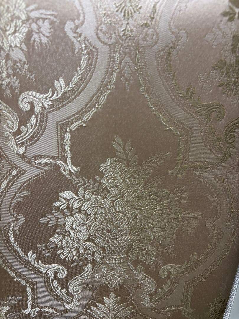 2.クラシックスタイル 椅子 白 ベージュ　美品