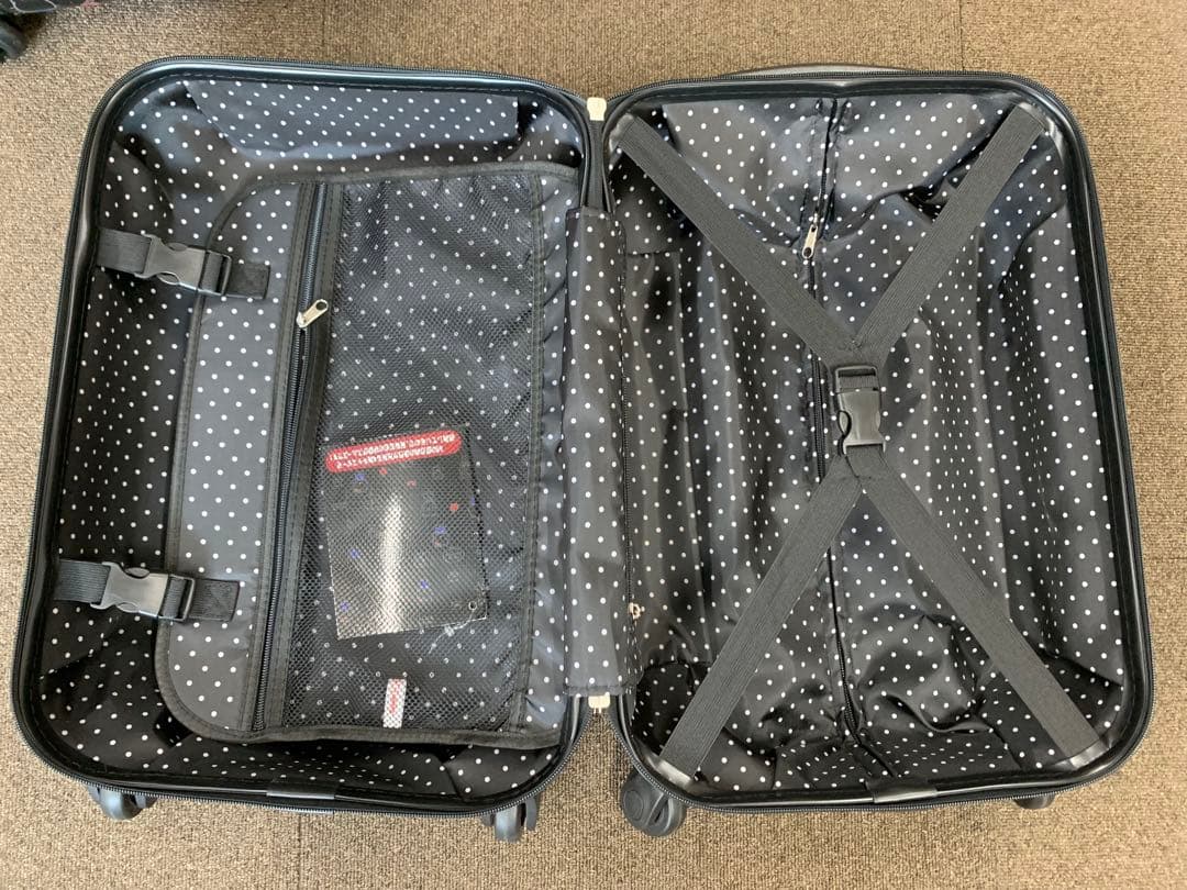 コキンWさま　ハローキティ キャリーケース 2個セット